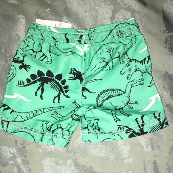 Baby boy rashguard and swim trunk set - Picture 7 of 7